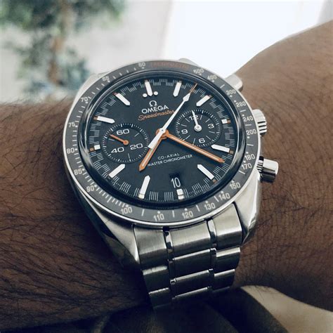 omega speedmaster racing thickness